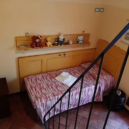 La Capanna - Stone House * ルッカ