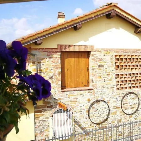 La Capanna - Stone House * ルッカ